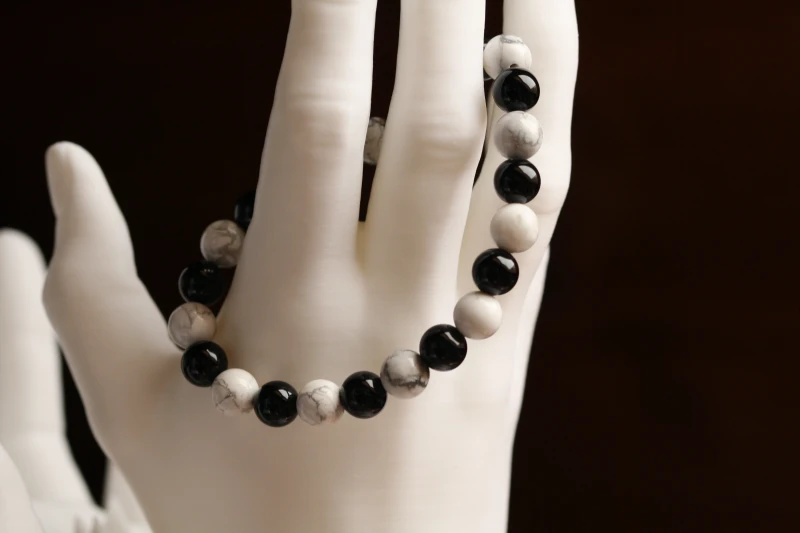 Magnesit + Obsidian