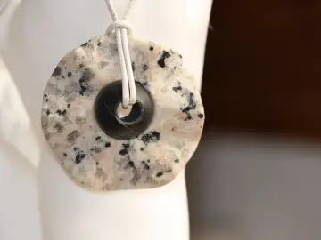 Granit Onyx gefärbt